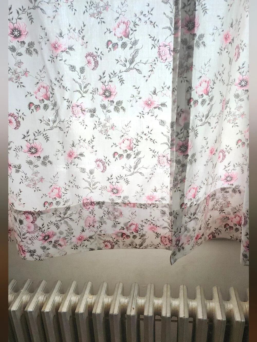 Floral Window Curtains 2 Panels - White & Pink
